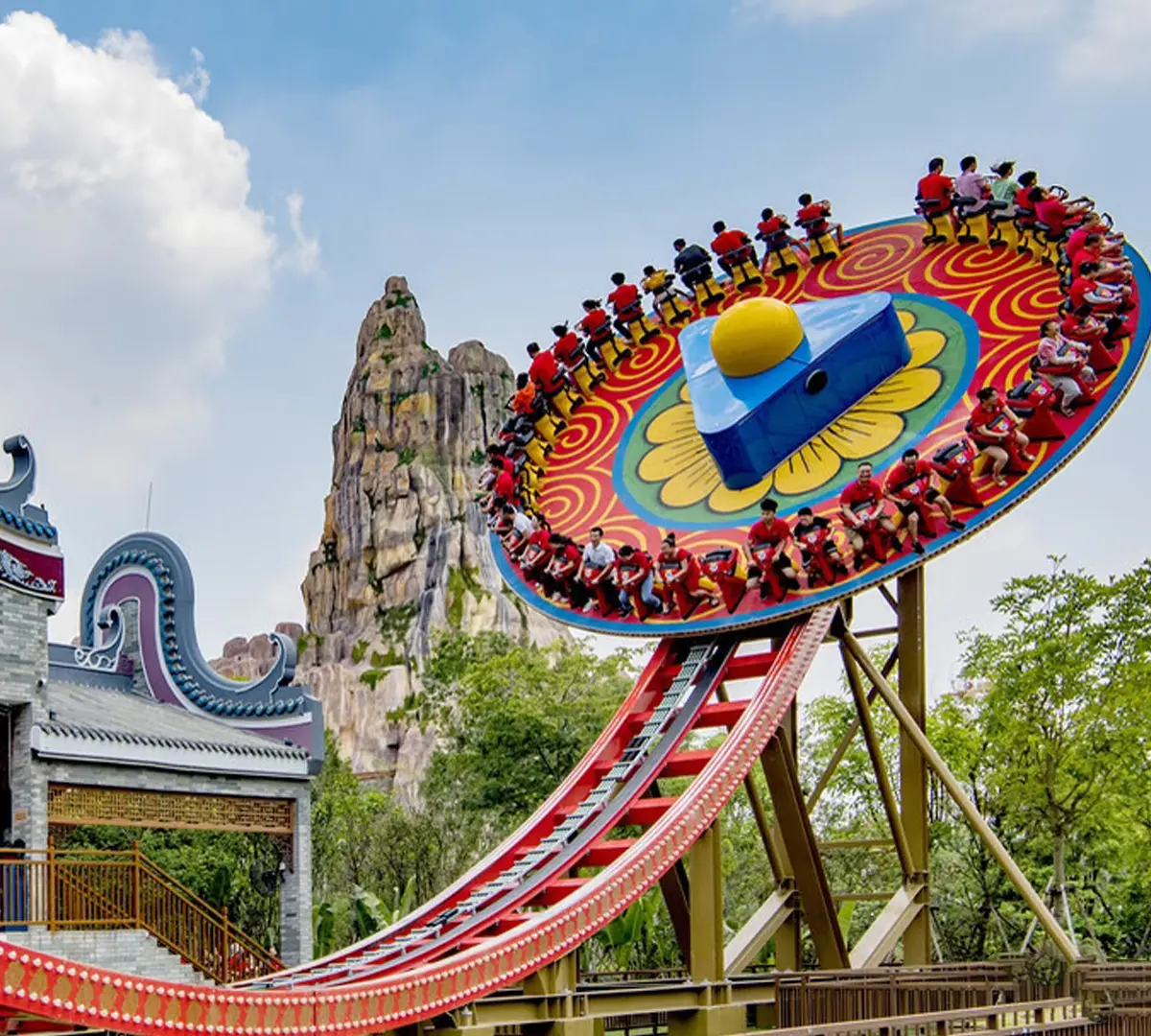 Pegasus Pirate Ship - amusement ride