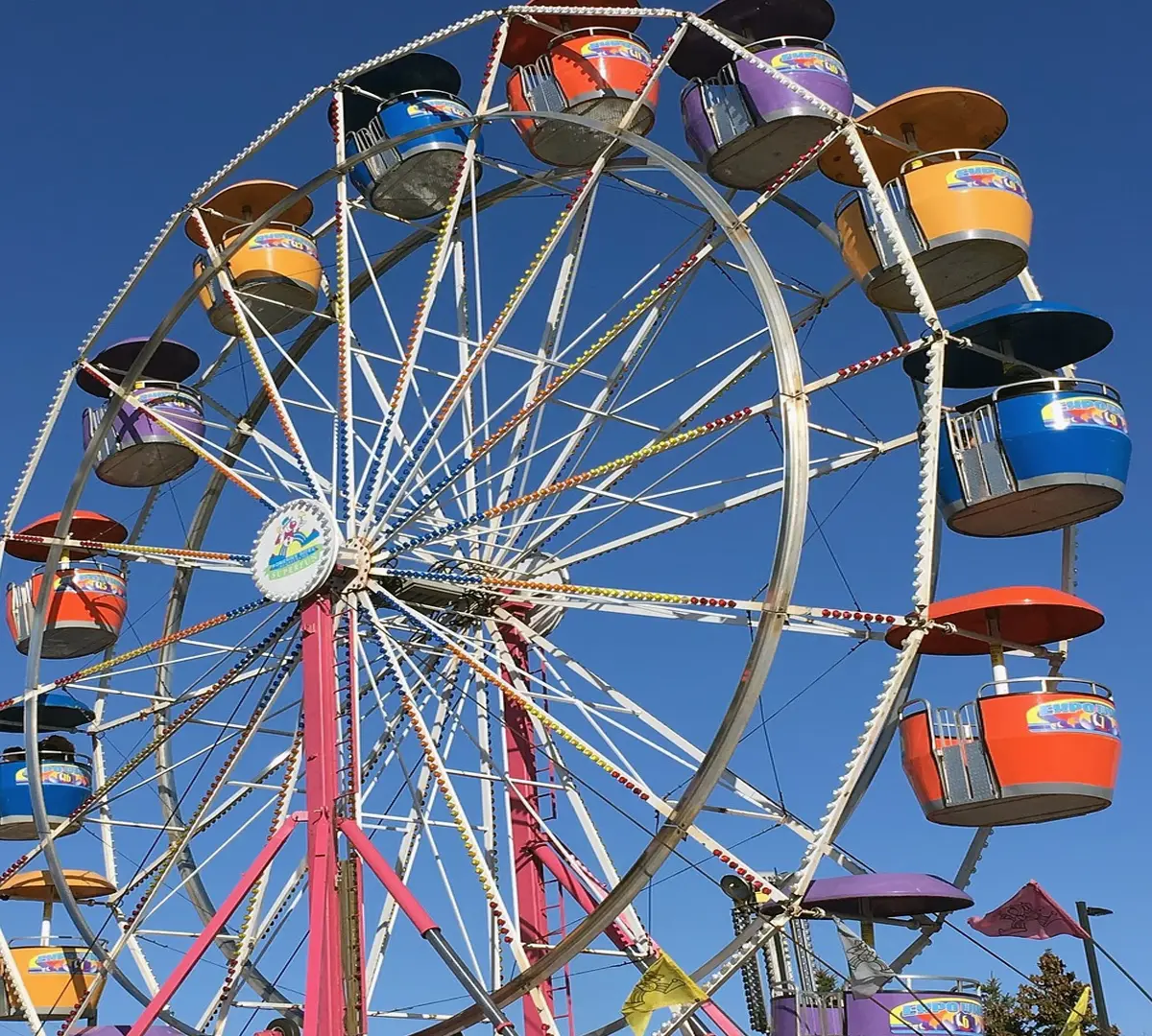 Pegasus Pirate Ship - amusement ride