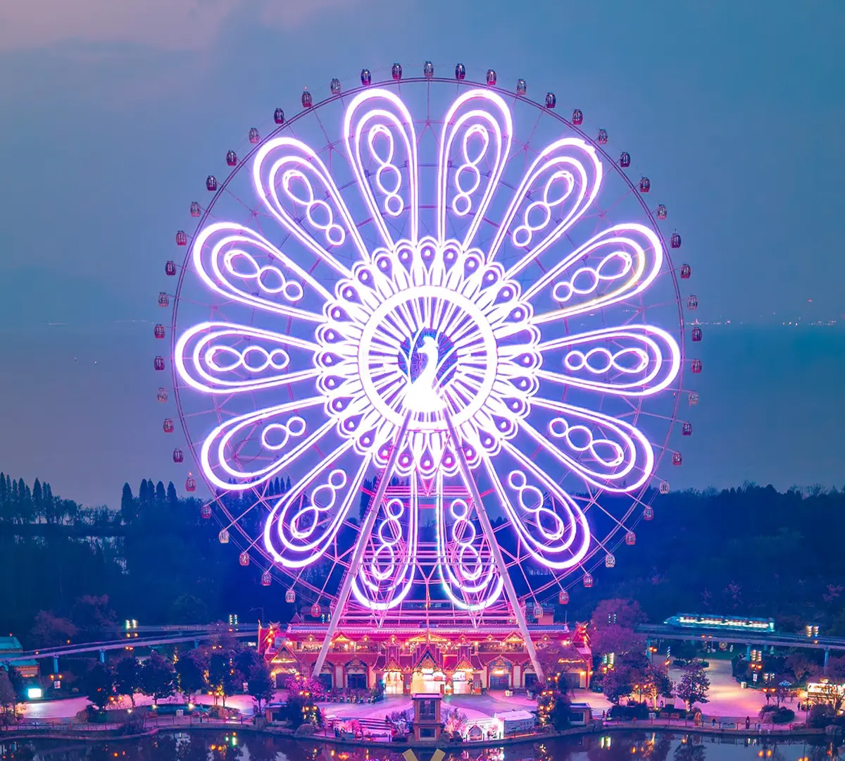 Pegasus Pirate Ship - amusement ride
