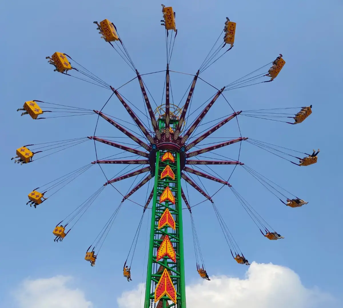 Pegasus Pirate Ship - amusement ride